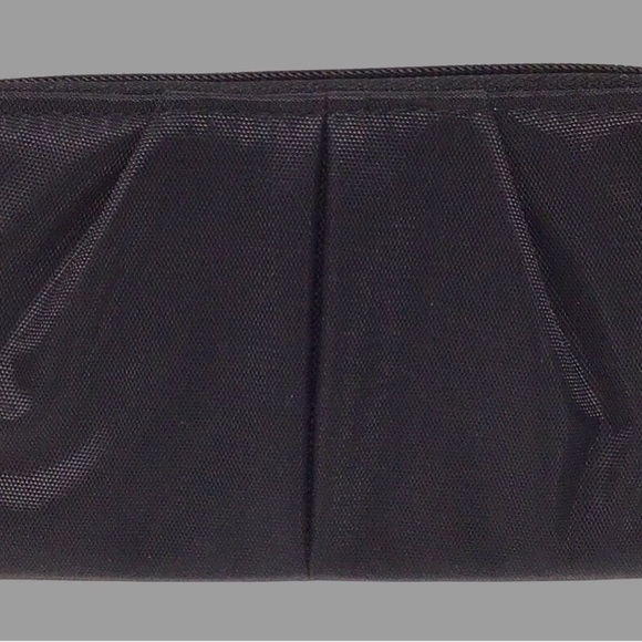 NWOT TRAVELON Zip Around Wallet with Safe ID RFID Protection, Black - Picture 2 of 7